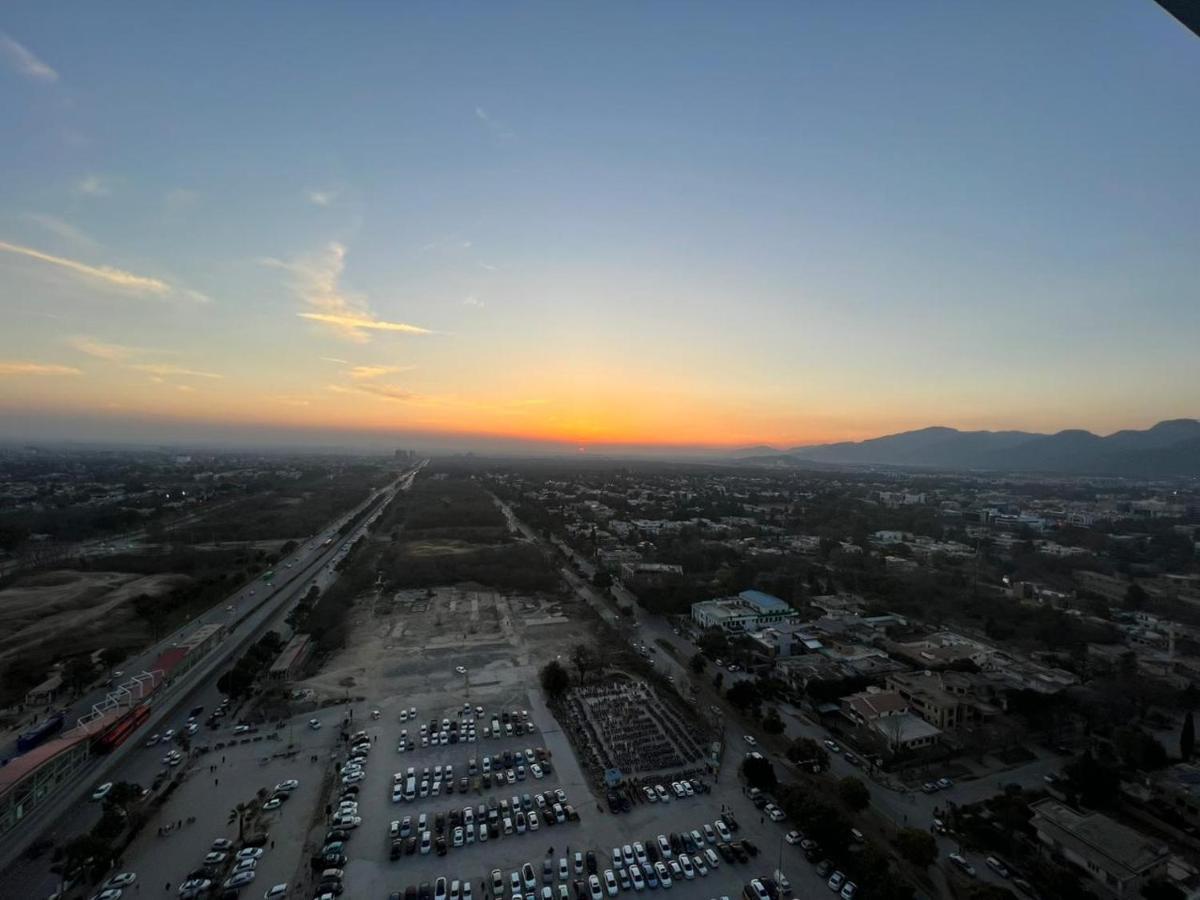 Centaurus Apartment Islamabad Bagian luar foto